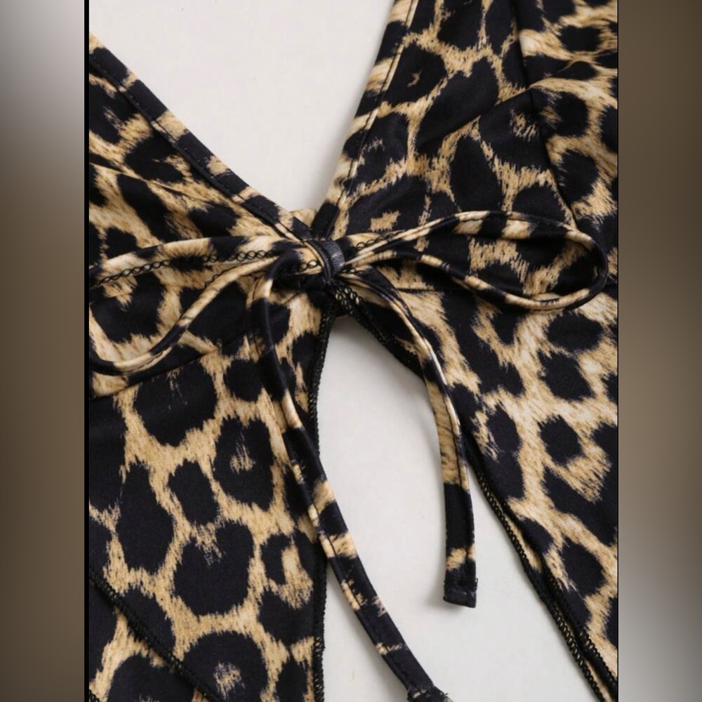SHEIN Leopard Print 2 Piece Set - Picture 4 of 8